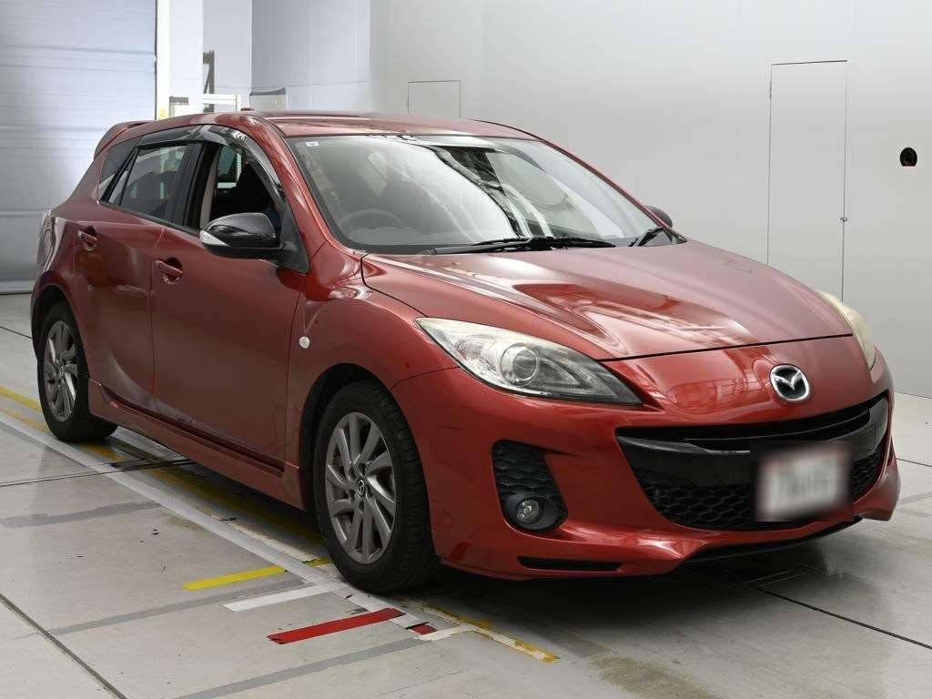 2013 Mazda AXELA
