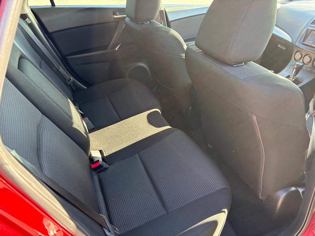 2013 Mazda AXELA