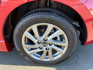 2013 Mazda AXELA - Thumbnail