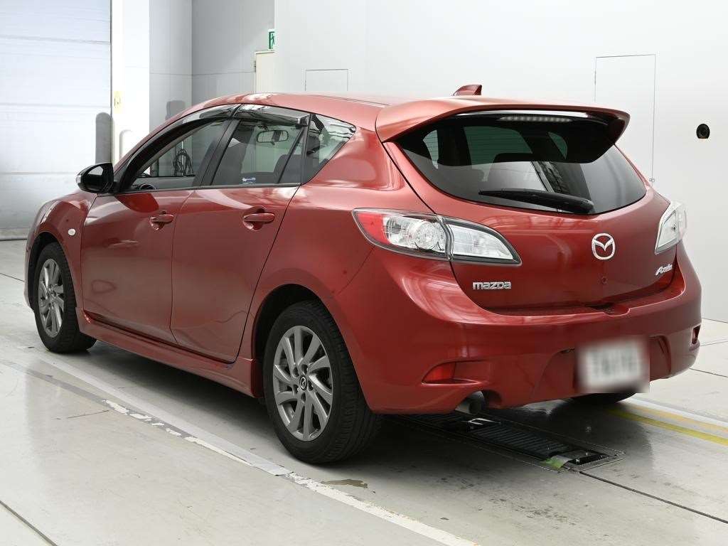 2013 Mazda AXELA