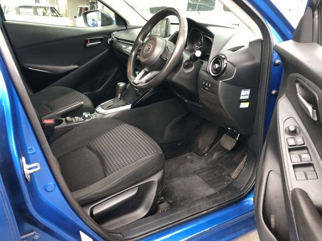 2019 Mazda DEMIO