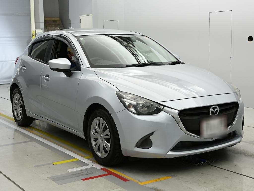 2017 Mazda DEMIO