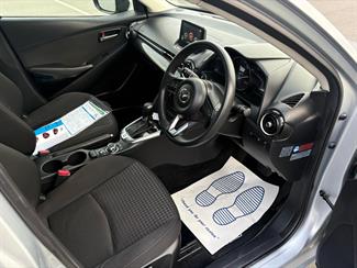 2017 Mazda DEMIO - Thumbnail