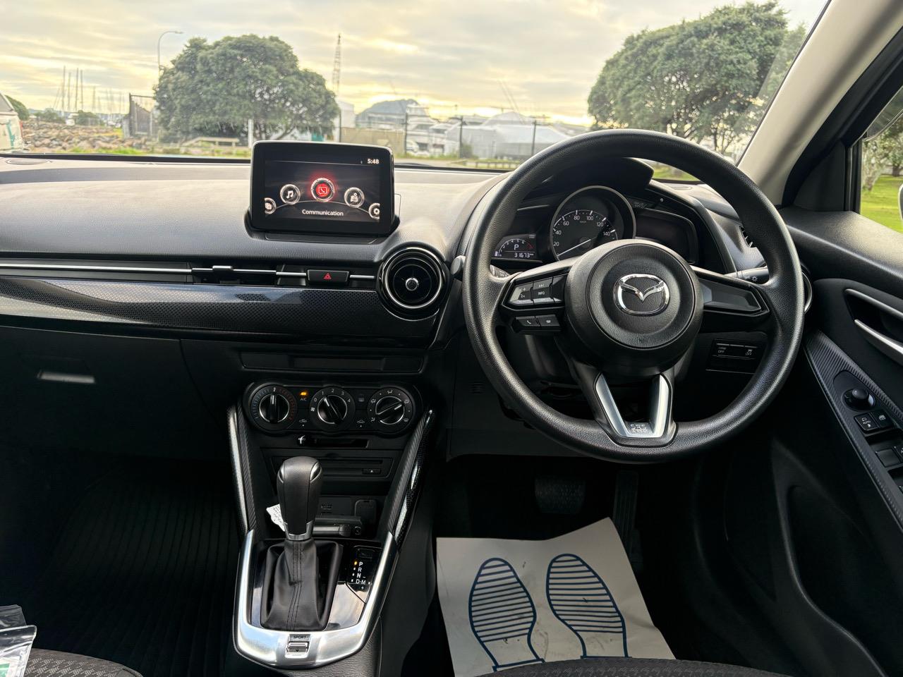 2017 Mazda DEMIO