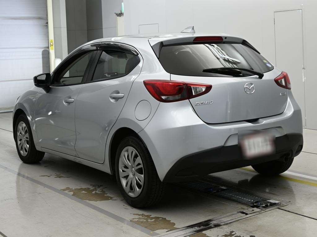 2017 Mazda DEMIO