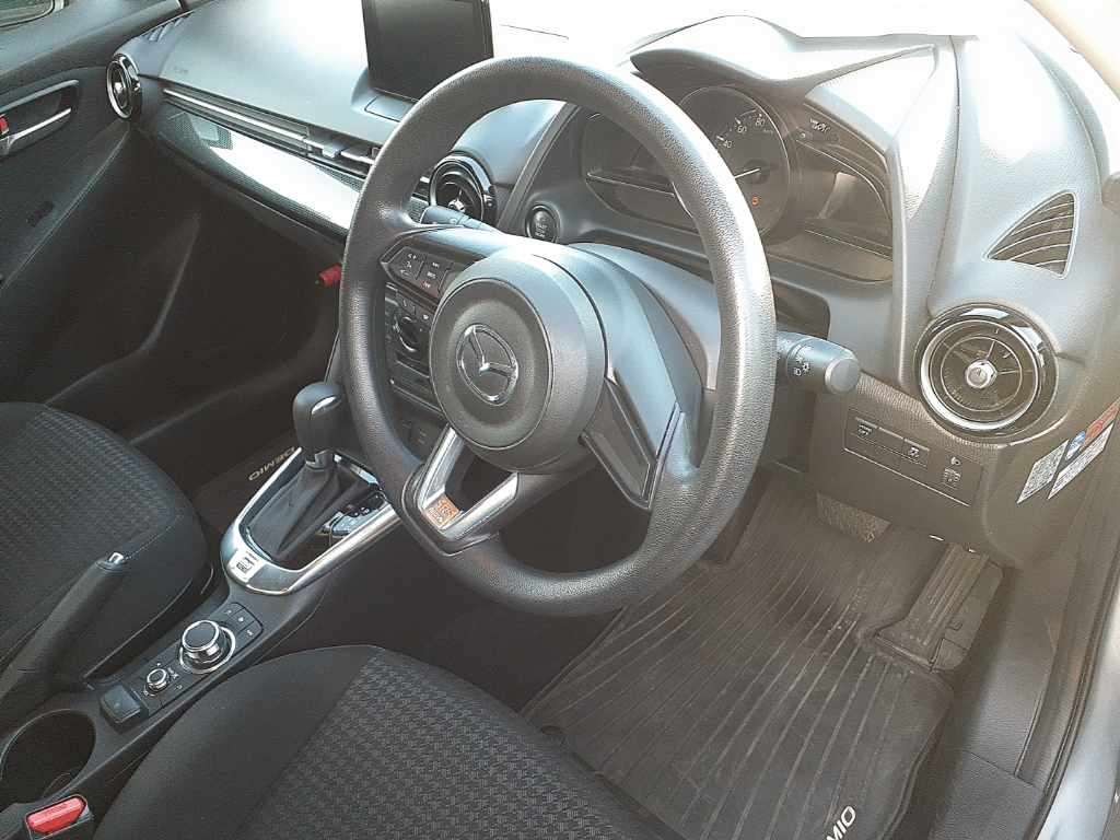 2017 Mazda DEMIO