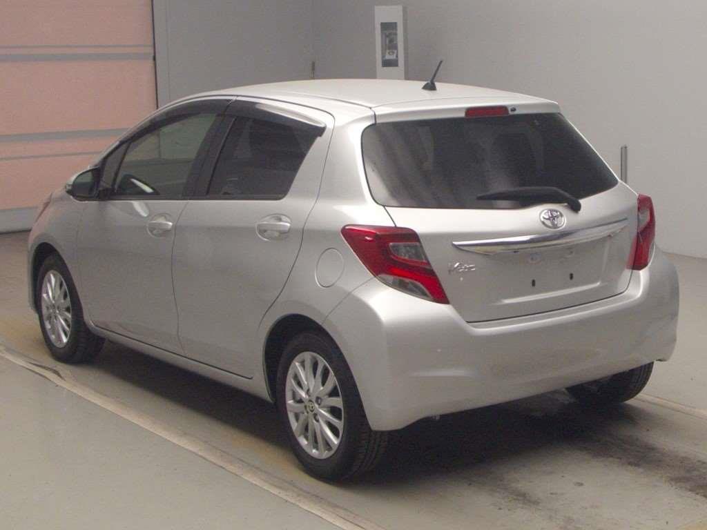 2016 Toyota Vitz