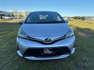 2016 Toyota Vitz - Thumbnail