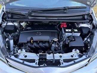 2016 Toyota Vitz - Thumbnail