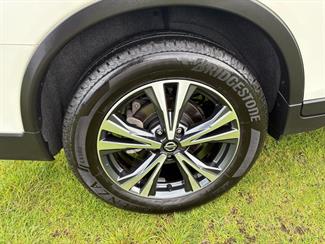2019 Nissan X-TRAIL - Thumbnail