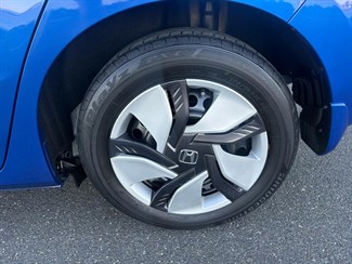 2013 Honda FIT - Thumbnail