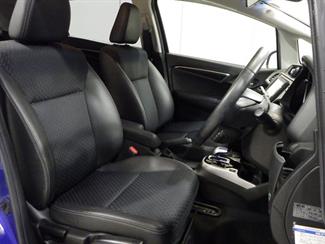 2013 Honda FIT - Thumbnail