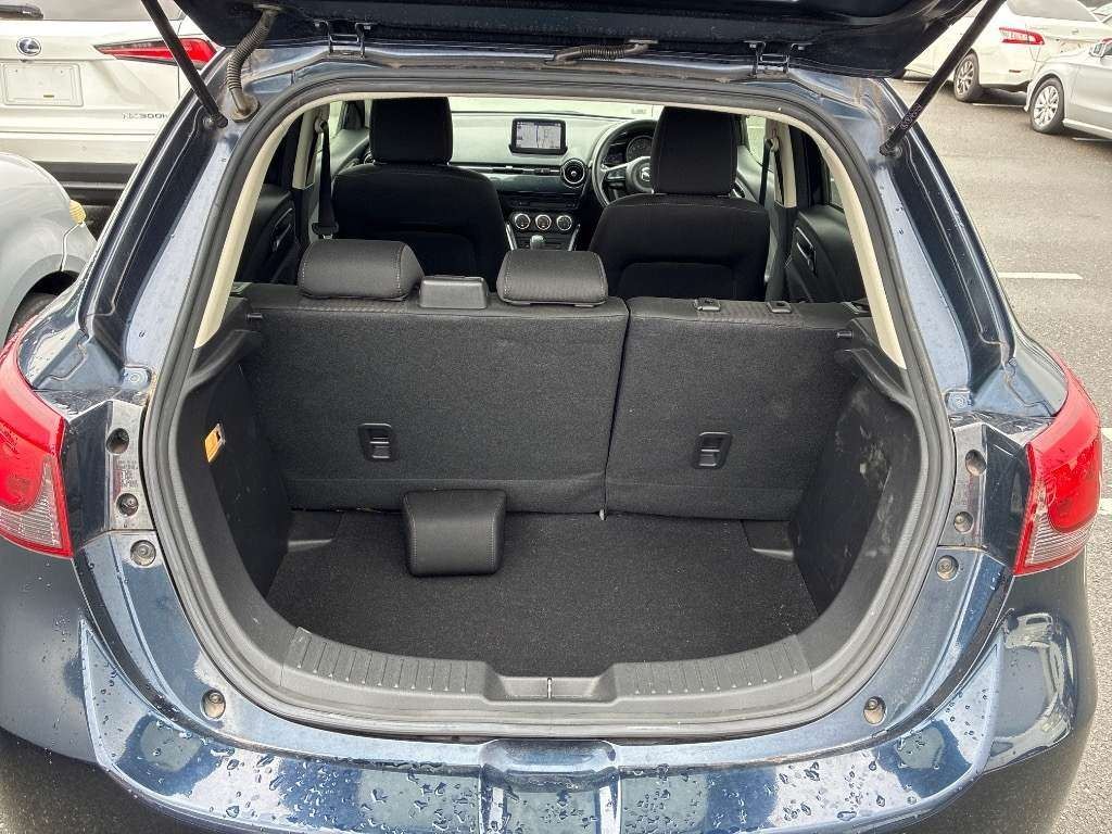 2017 Mazda DEMIO