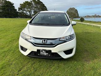 2014 Honda FIT - Thumbnail