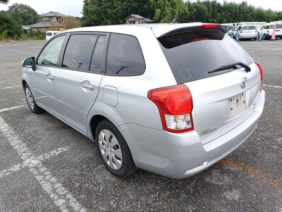 2013 Toyota COROLLA FIELDER