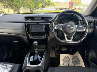 2018 Nissan X-TRAIL - Thumbnail