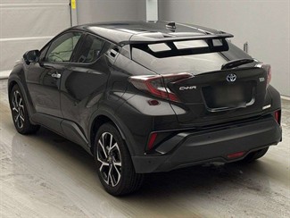 2017 Toyota C-HR - Thumbnail