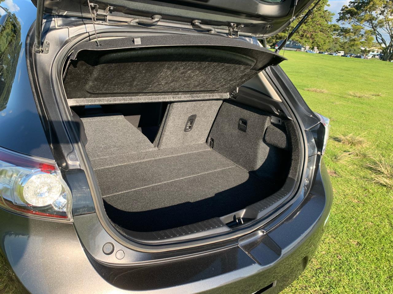 2012 Mazda AXELA