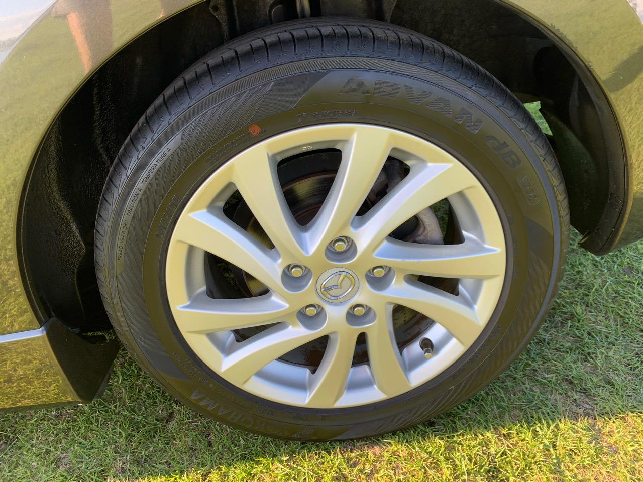 2012 Mazda AXELA