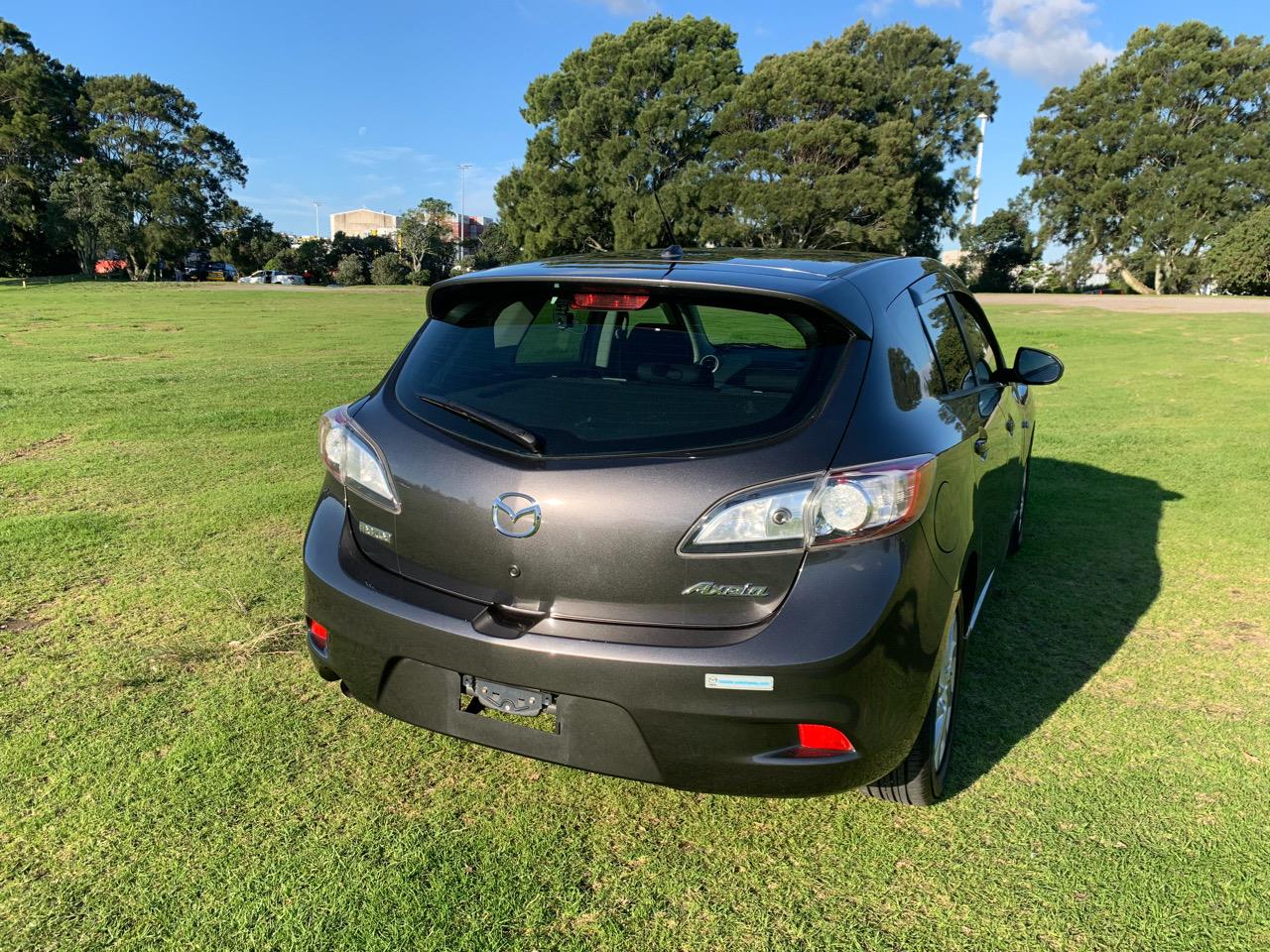 2012 Mazda AXELA