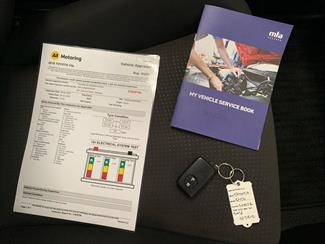 2016 Toyota Vitz - Thumbnail