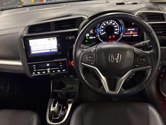 2017 Honda FIT - Thumbnail