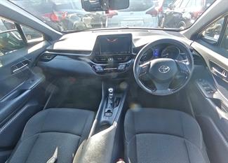 2019 Toyota C-HR - Thumbnail
