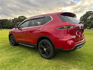 2018 Nissan X-TRAIL - Thumbnail