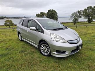 2012 Honda FIT - Thumbnail