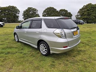 2012 Honda FIT - Thumbnail
