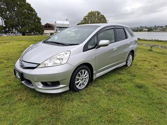 2012 Honda FIT - Thumbnail