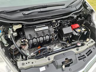 2012 Honda FIT - Thumbnail