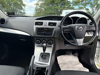 2012 Mazda AXELA - Thumbnail