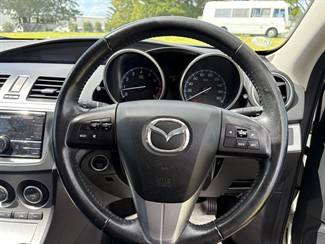 2012 Mazda AXELA - Thumbnail