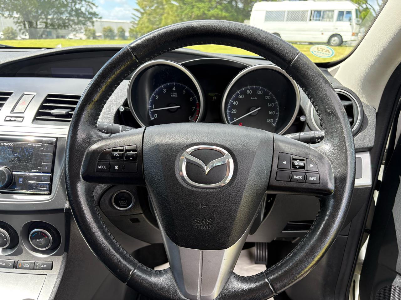 2012 Mazda AXELA