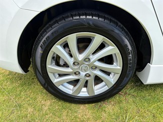 2012 Mazda AXELA - Thumbnail