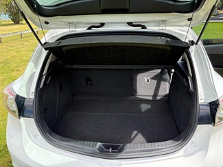 2012 Mazda AXELA - Thumbnail