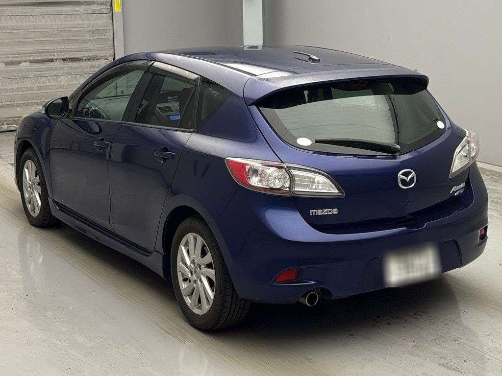 2012 Mazda AXELA