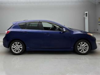 2012 Mazda AXELA - Thumbnail