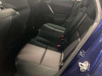 2012 Mazda AXELA - Thumbnail