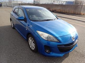 2012 Mazda AXELA - Thumbnail