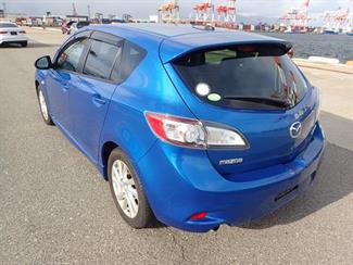2012 Mazda AXELA - Thumbnail