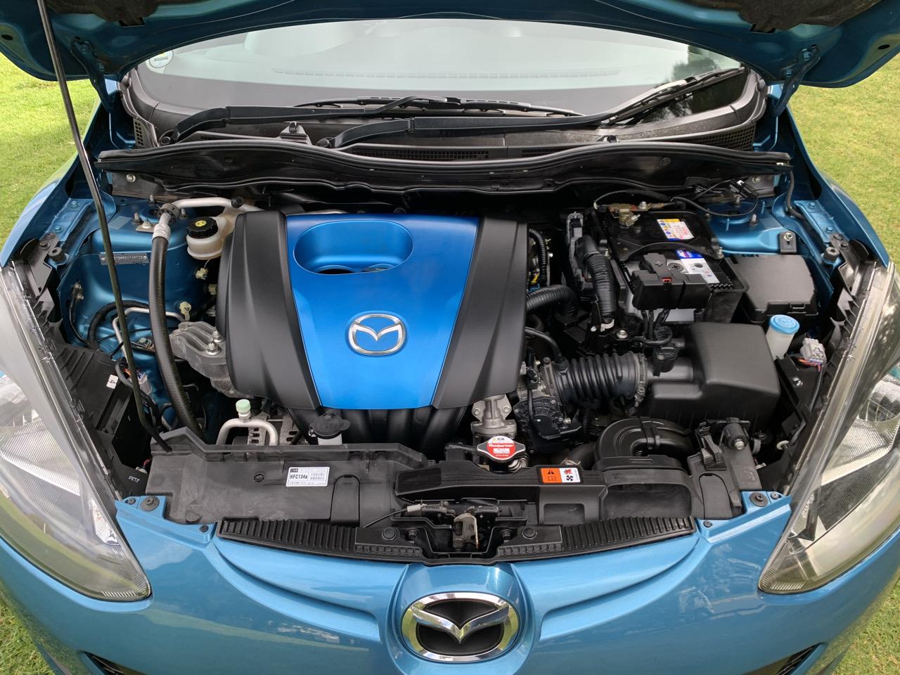 2013 Mazda DEMIO
