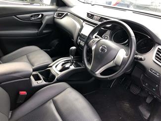 2016 Nissan X-TRAIL - Thumbnail