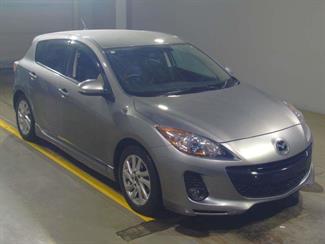 2012 Mazda AXELA - Thumbnail