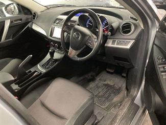 2012 Mazda AXELA - Thumbnail