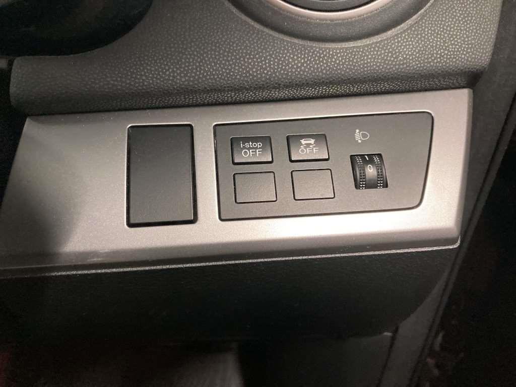 2012 Mazda AXELA