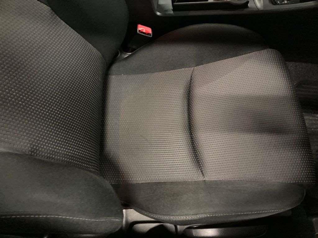 2012 Mazda AXELA