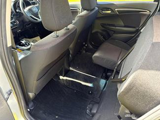 2014 Honda FIT - Thumbnail