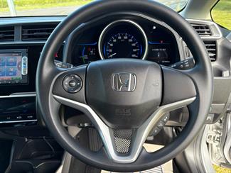 2014 Honda FIT - Thumbnail